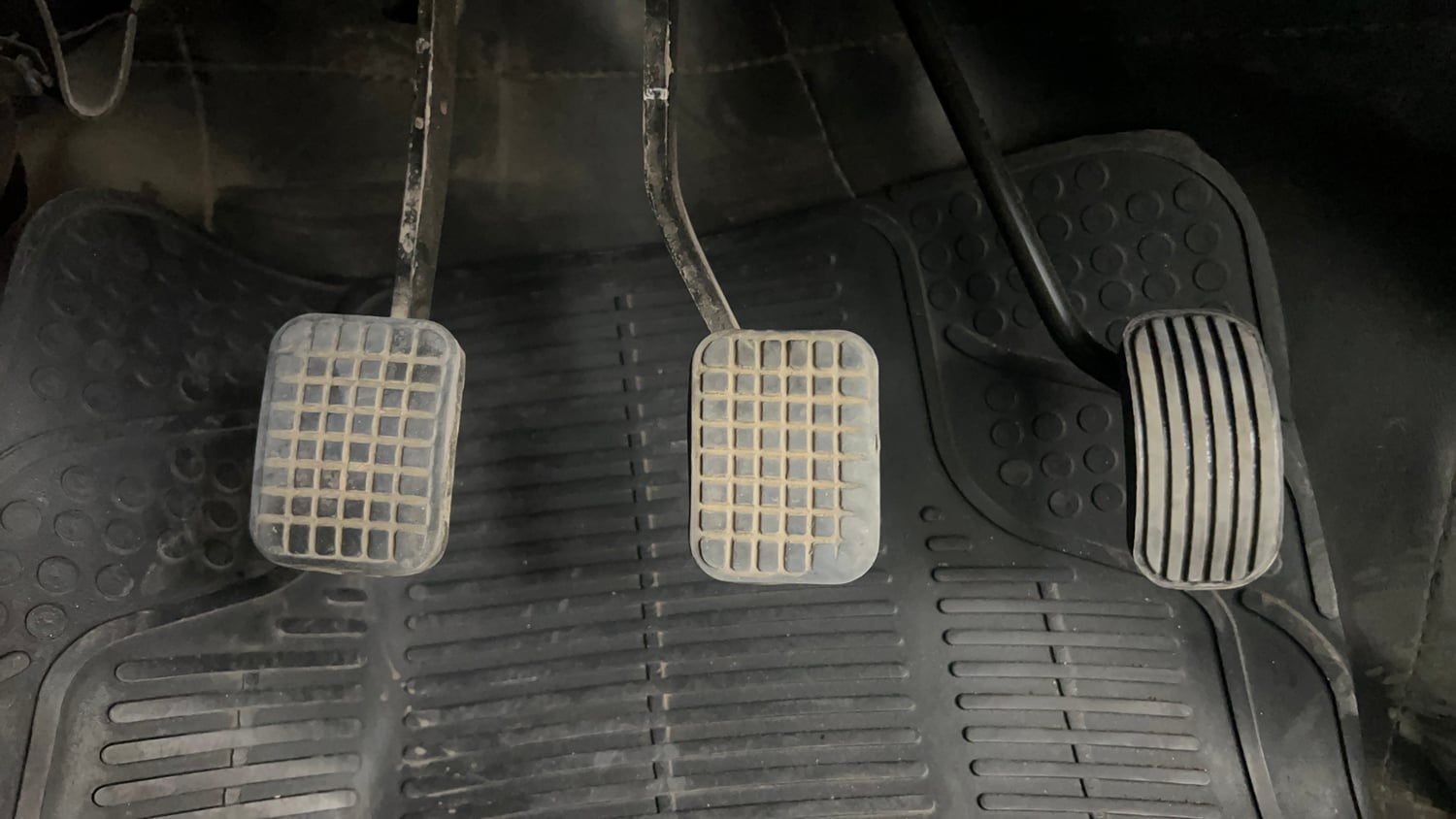 Used 2018 Tata Tiago Revotron XT Petrol Manual interior PEDALS VIEW