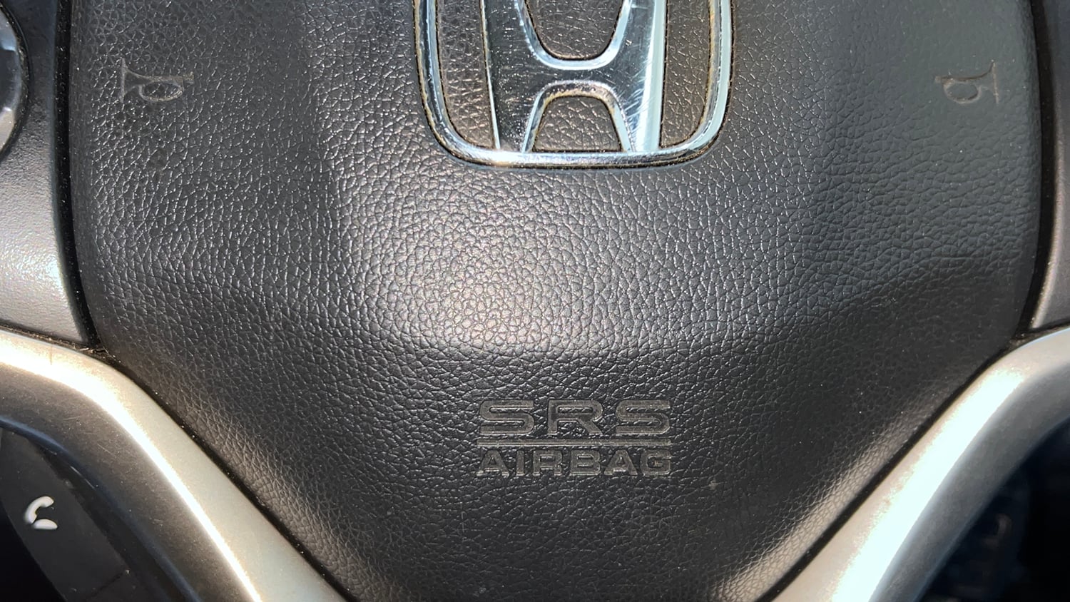 Used 2015 Honda City V Petrol Manual top_features Airbags