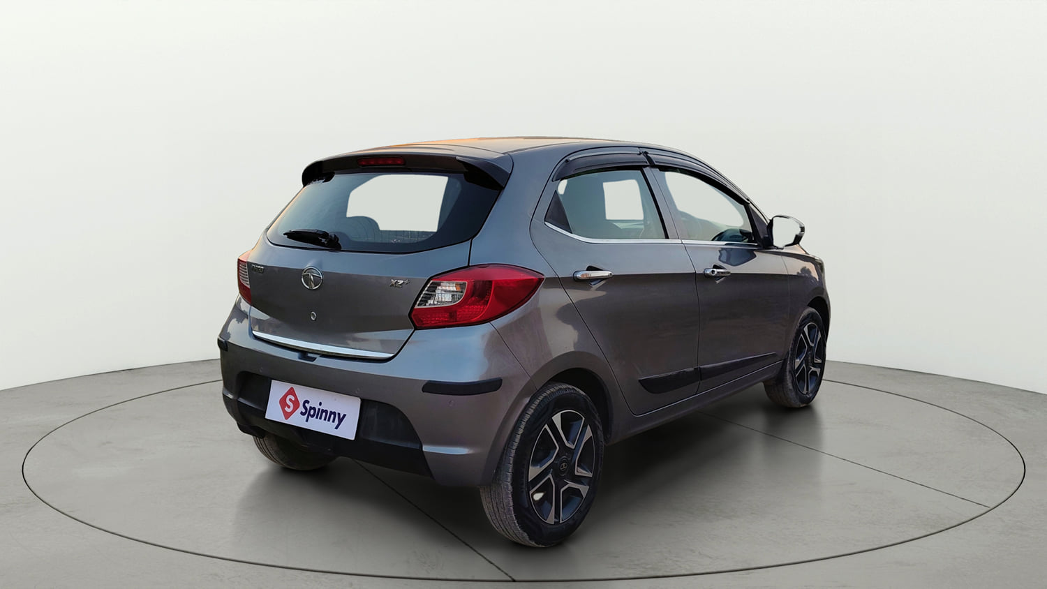 Used 2019 Tata Tiago Revotron XZ Plus Petrol Manual exterior RIGHT REAR CORNER VIEW