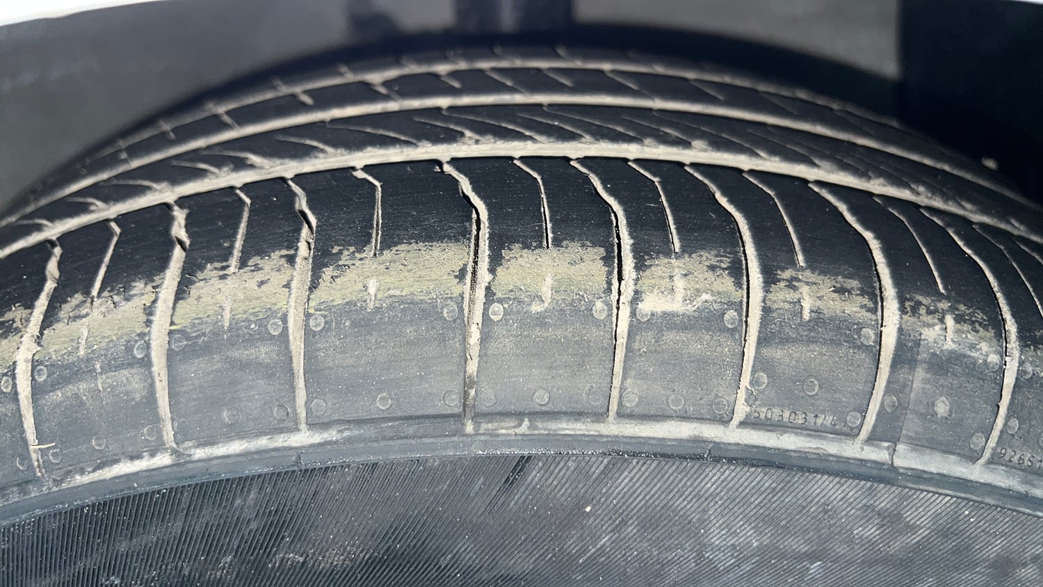 Used 2016 Hyundai Grand i10 Sportz 1.2 Kappa VTVT Petrol Manual tyres RIGHT FRONT TYRE TREAD VIEW