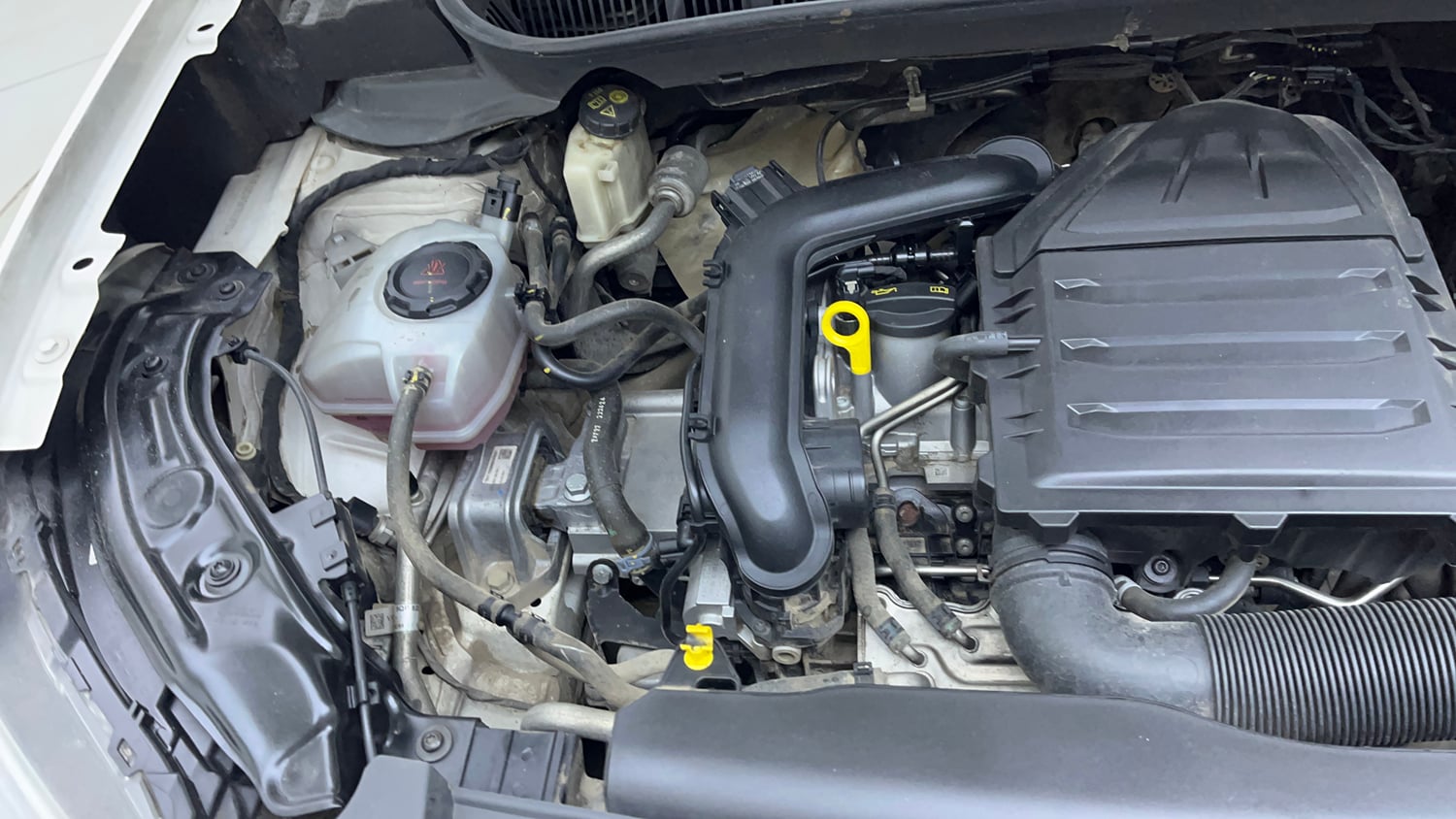 Used 2023 Volkswagen Taigun Topline 1.0 TSI AT Petrol Automatic engine ENGINE RIGHT SIDE VIEW