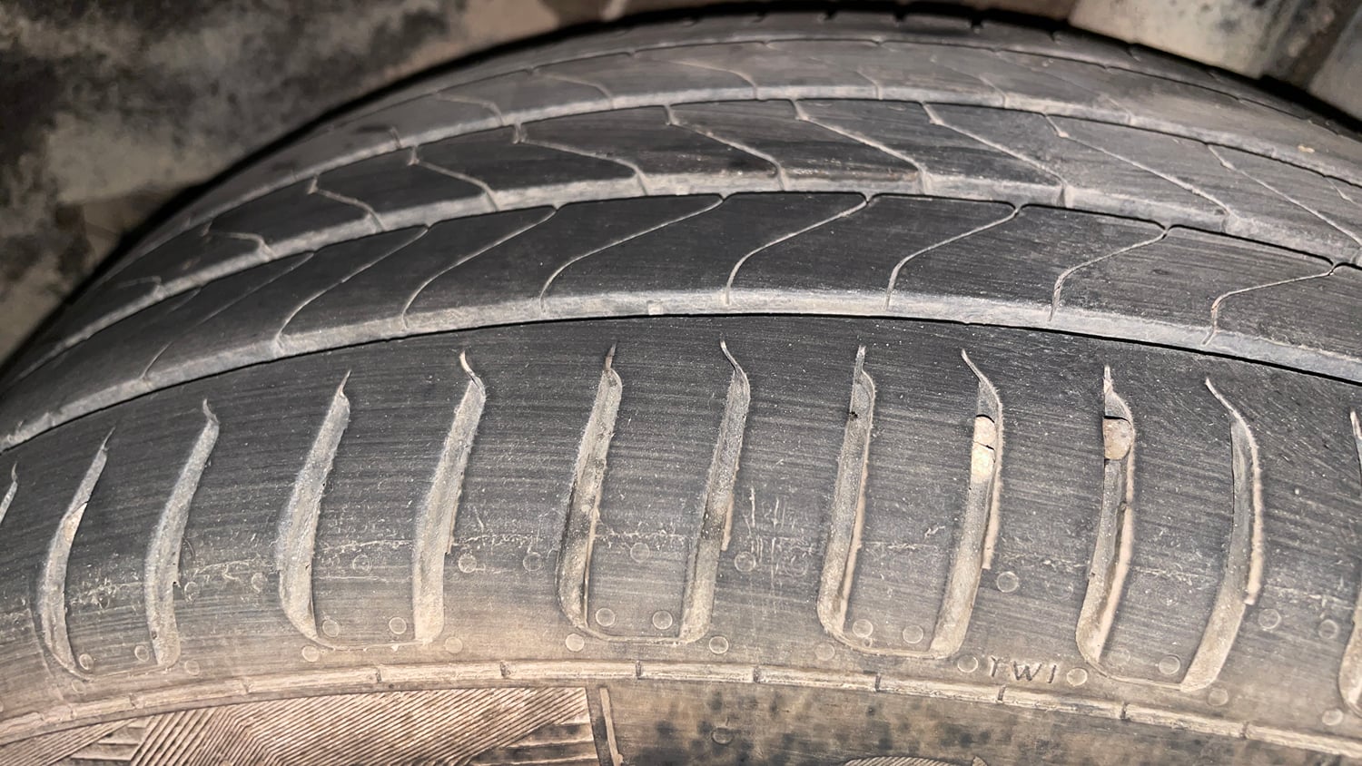 Used 2015 Hyundai i20 Active 1.2 S Petrol Manual tyres LEFT REAR TYRE TREAD VIEW