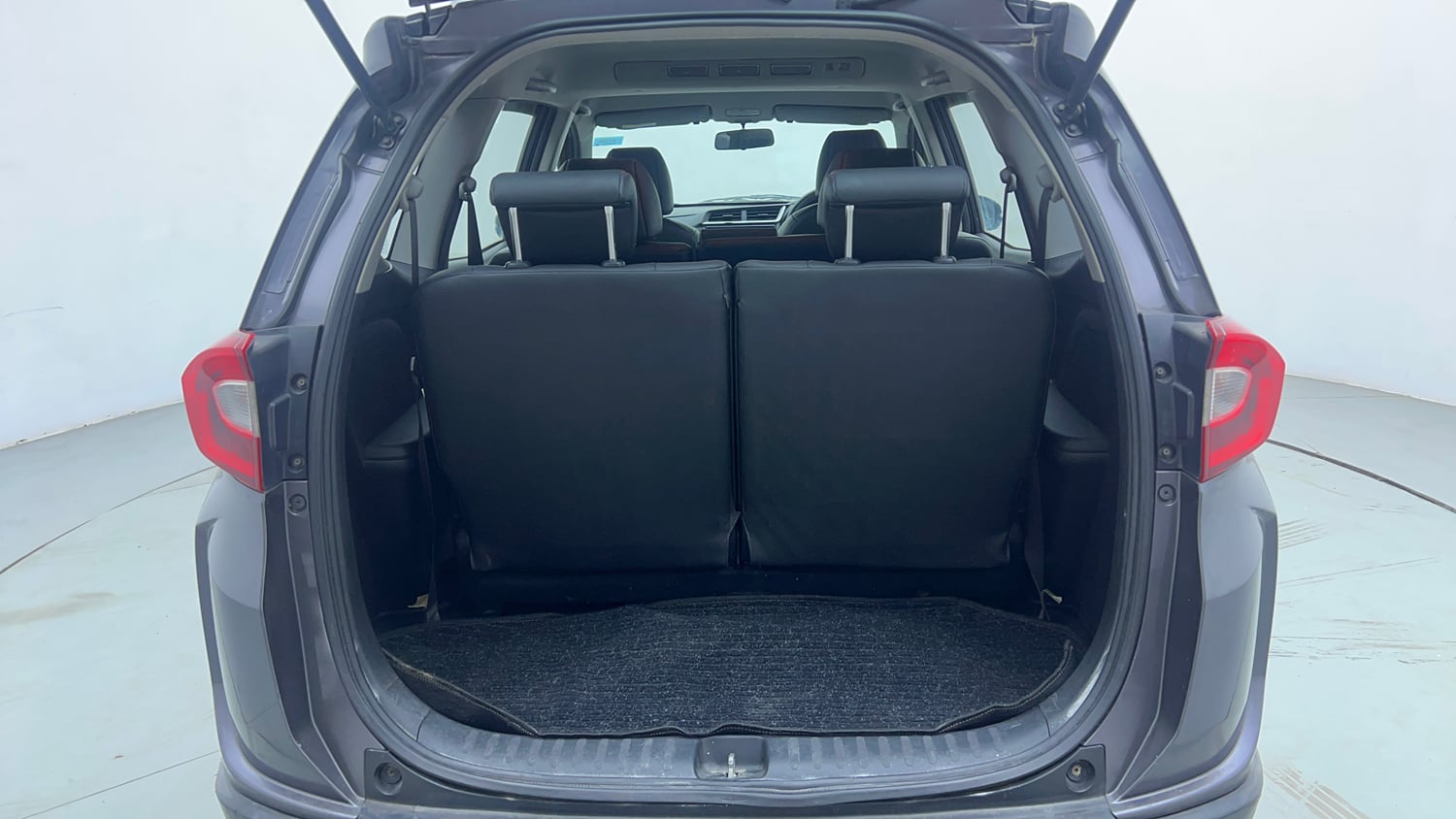 Used 2017 Honda BR-V VX Petrol Petrol Manual interior DICKY INSIDE VIEW
