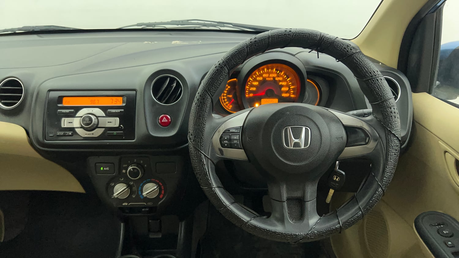 Used 2014 Honda Amaze 1.2 S i-VTEC Petrol Manual interior STEERING VIEW