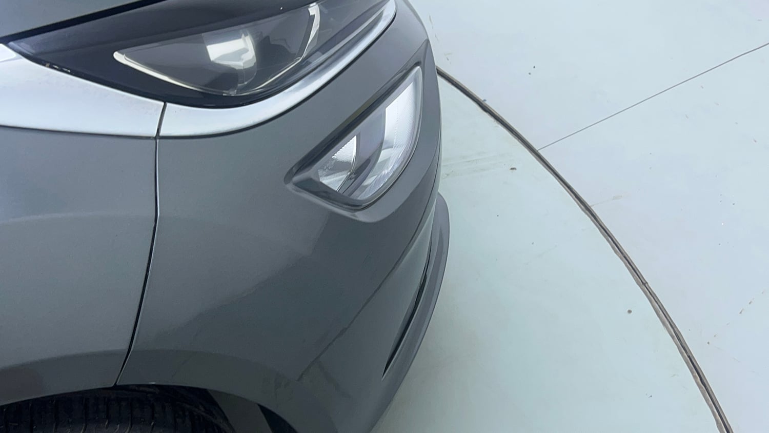 Used 2023 Tata Altroz XZA Plus Petrol Petrol Automatic dents MINOR SCRATCH