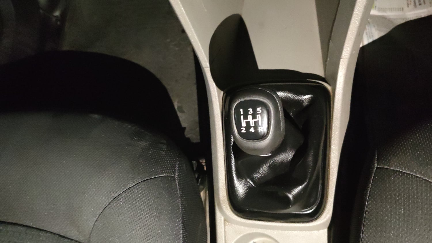 Used 2018 Tata Tiago Revotorq XZ Diesel Manual interior GEAR  KNOB VIEW