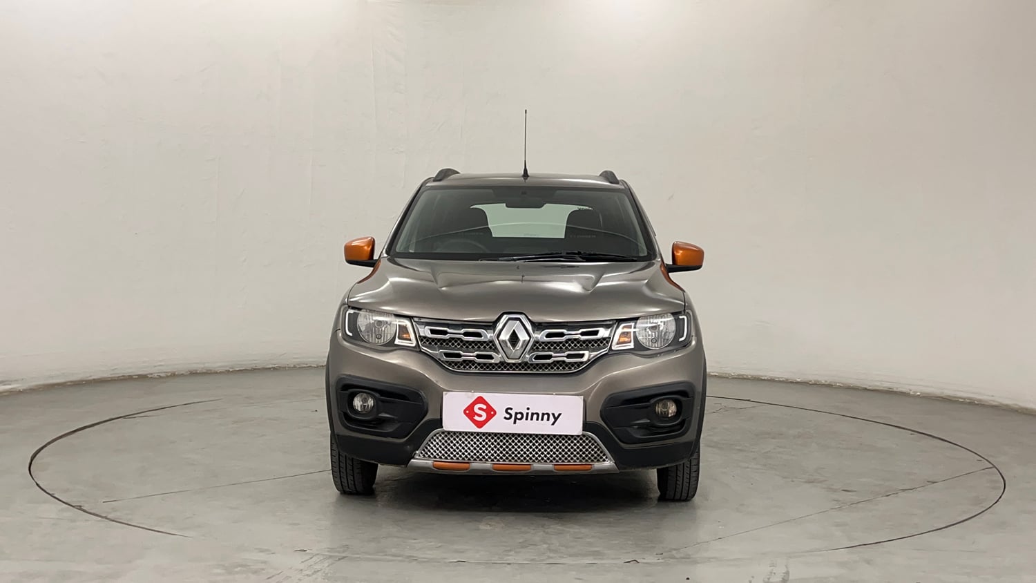 Used 2017 Renault Kwid CLIMBER 1.0 Petrol Manual exterior FRONT VIEW