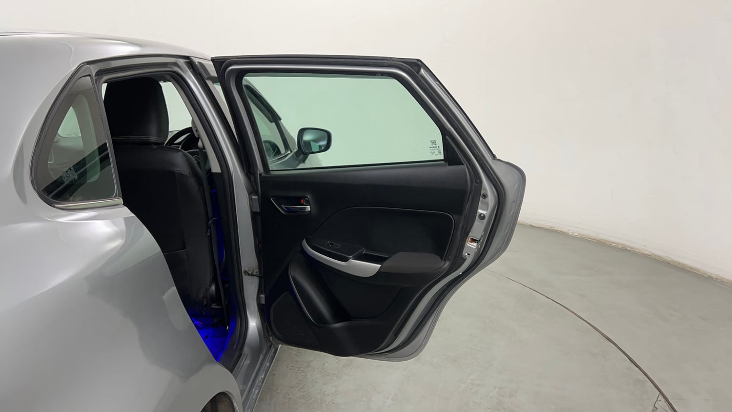 Used 2015 Maruti Suzuki Baleno Zeta 1.2 Petrol Manual interior RIGHT REAR DOOR OPEN VIEW