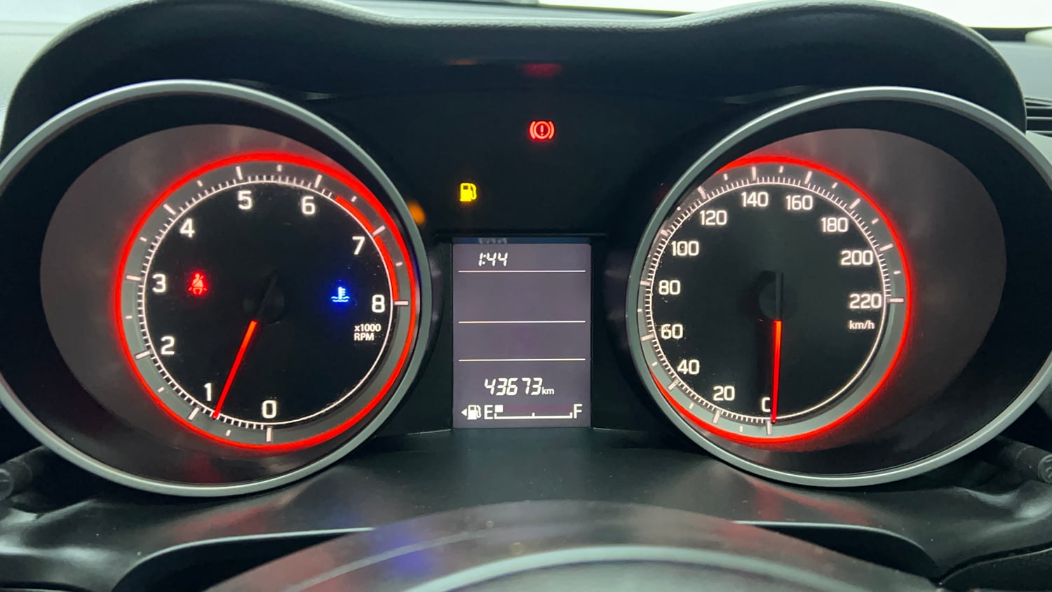 Used 2023 Maruti Suzuki Swift VXi Petrol Manual interior CLUSTERMETER VIEW