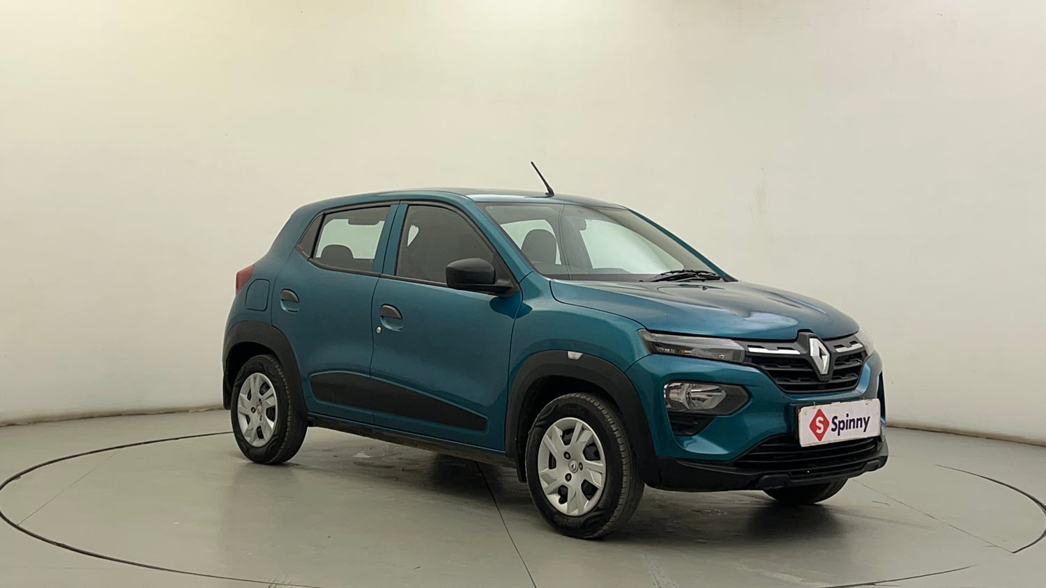 Used 2021 Renault Kwid RXL Petrol Manual exterior RIGHT FRONT CORNER VIEW