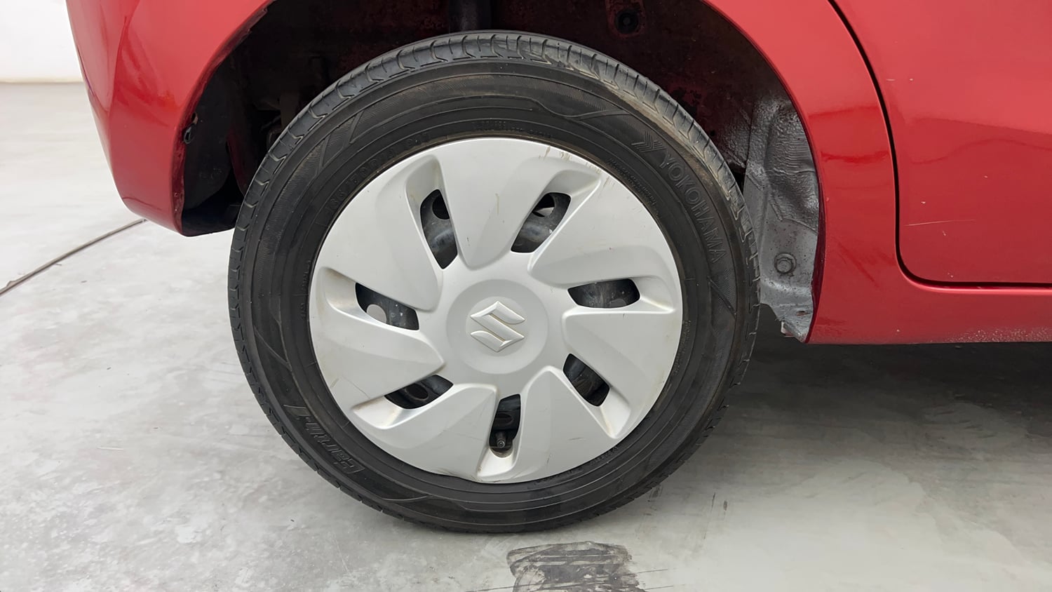 Used 2015 Maruti Suzuki Celerio VXi Petrol Manual tyres RIGHT REAR TYRE RIM VIEW