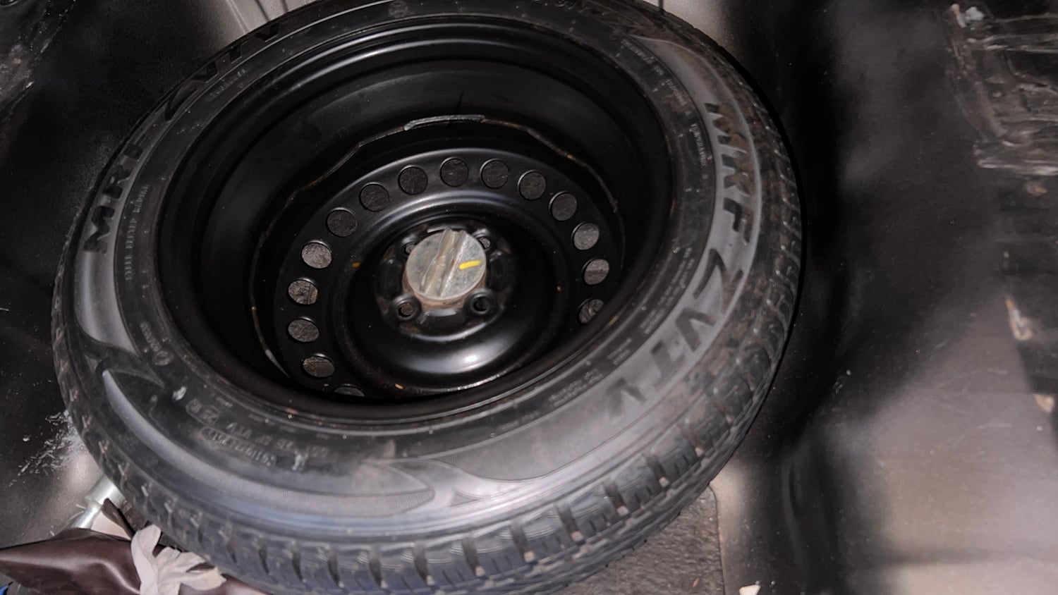 Used 2016 Honda City V Petrol Manual tyres SPARE TYRE VIEW
