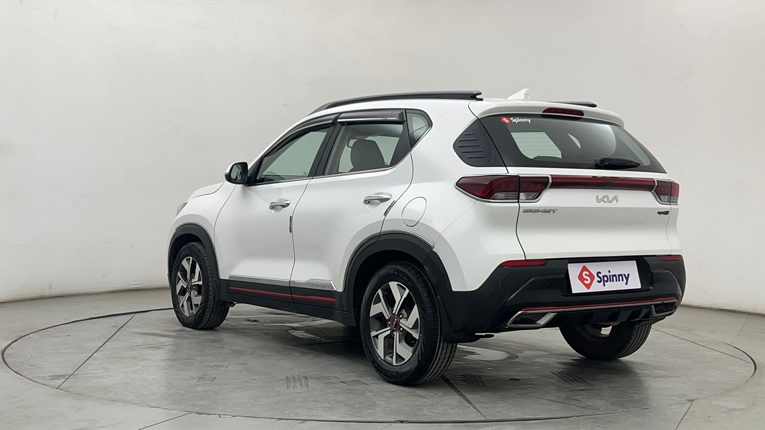 Used 2022 Kia Sonet GTX Plus 1.5 AT Diesel Automatic exterior LEFT REAR CORNER VIEW