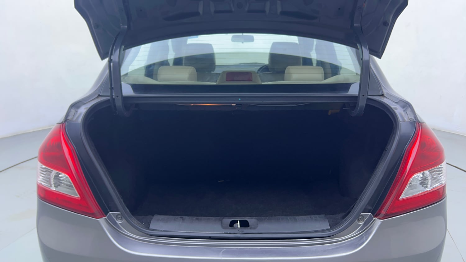 Used 2015 Maruti Suzuki Swift Dzire ZXI Petrol Manual interior DICKY INSIDE VIEW