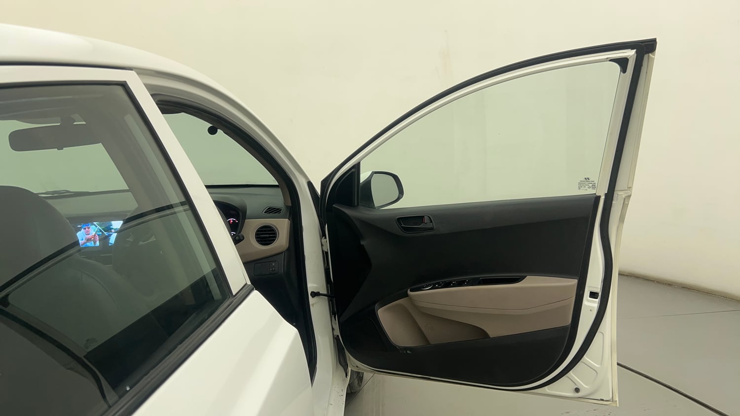 Used 2017 Hyundai Grand i10 Magna AT 1.2 Kappa VTVT Petrol Automatic interior RIGHT FRONT DOOR OPEN VIEW