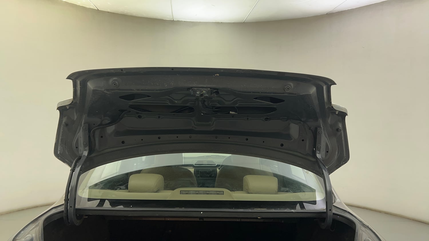 Used 2018 Maruti Suzuki Dzire VDi AMT Diesel Automatic interior DICKY DOOR OPEN VIEW