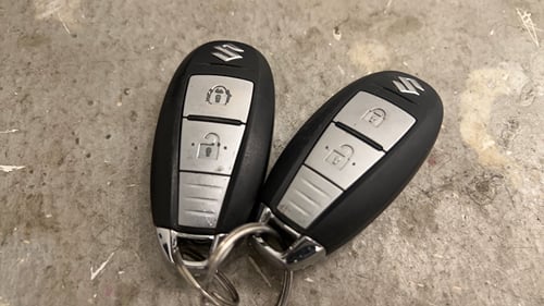 Used 2017 Maruti Suzuki Ignis Alpha 1.2 MT Petrol Manual extra CAR KEY VIEW