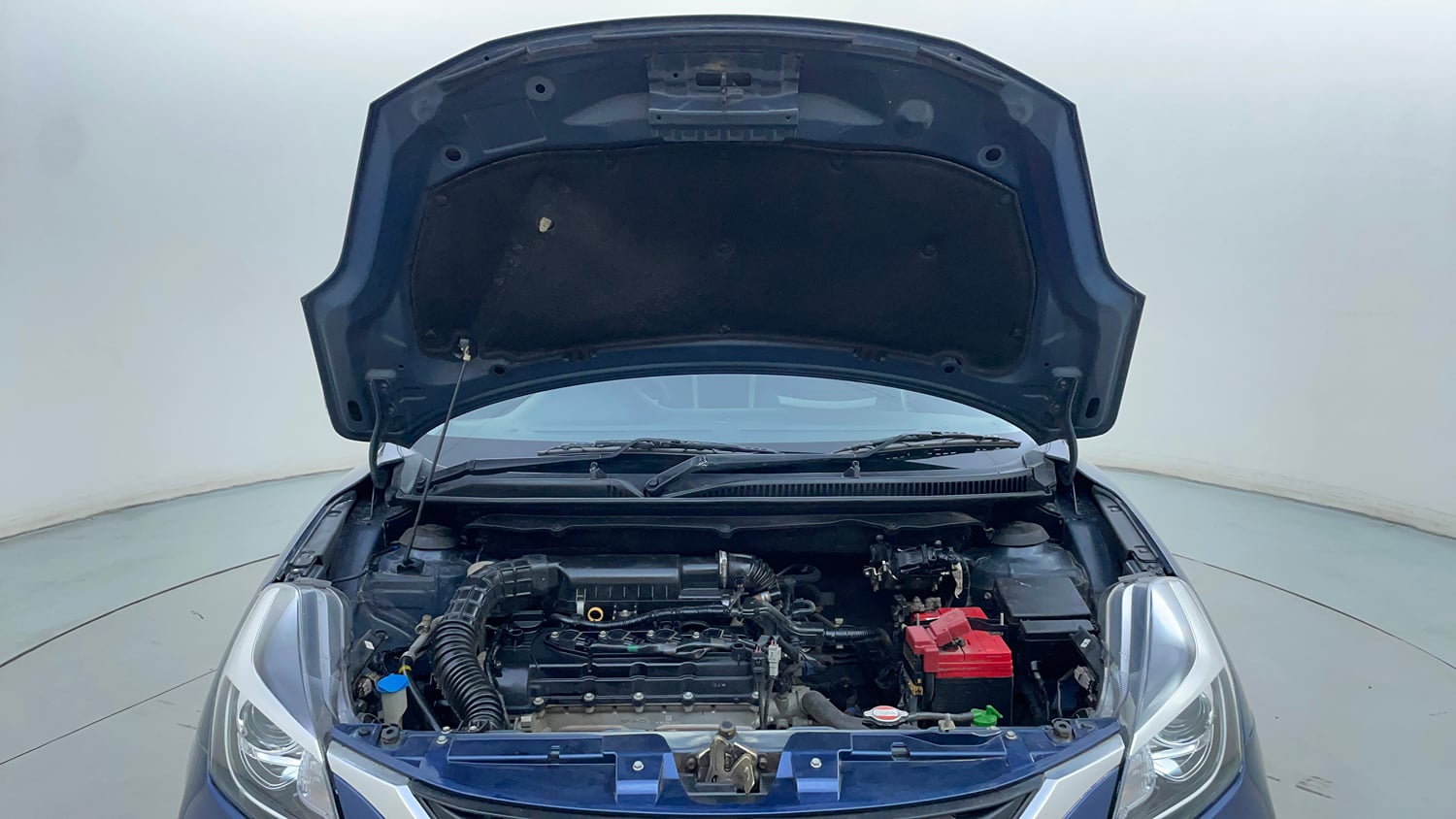 Used 2019 Maruti Suzuki Baleno Delta Petrol Manual engine ENGINE & BONNET OPEN FRONT VIEW