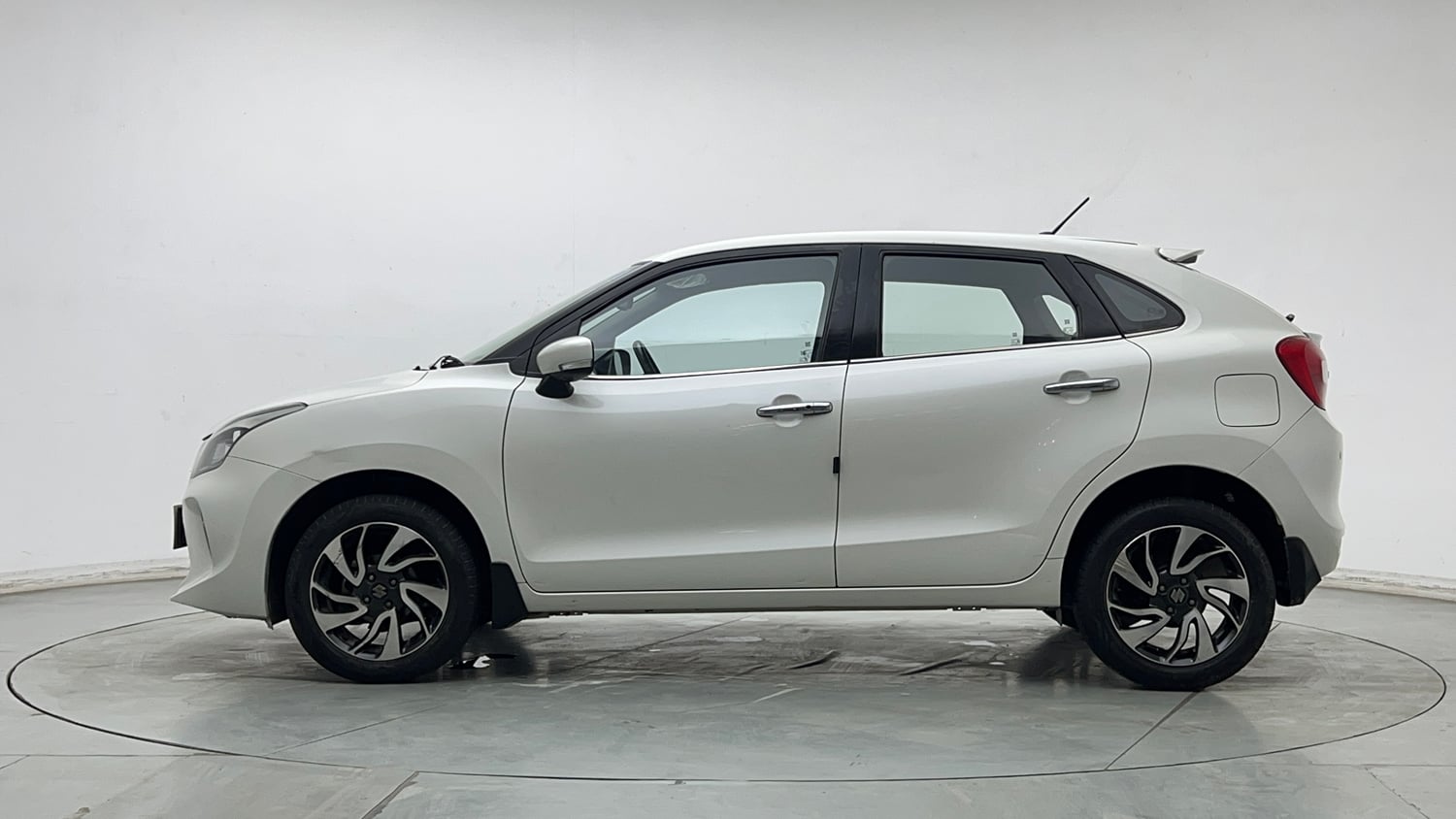 Used 2021 Maruti Suzuki Baleno Zeta Petrol Manual exterior LEFT SIDE VIEW