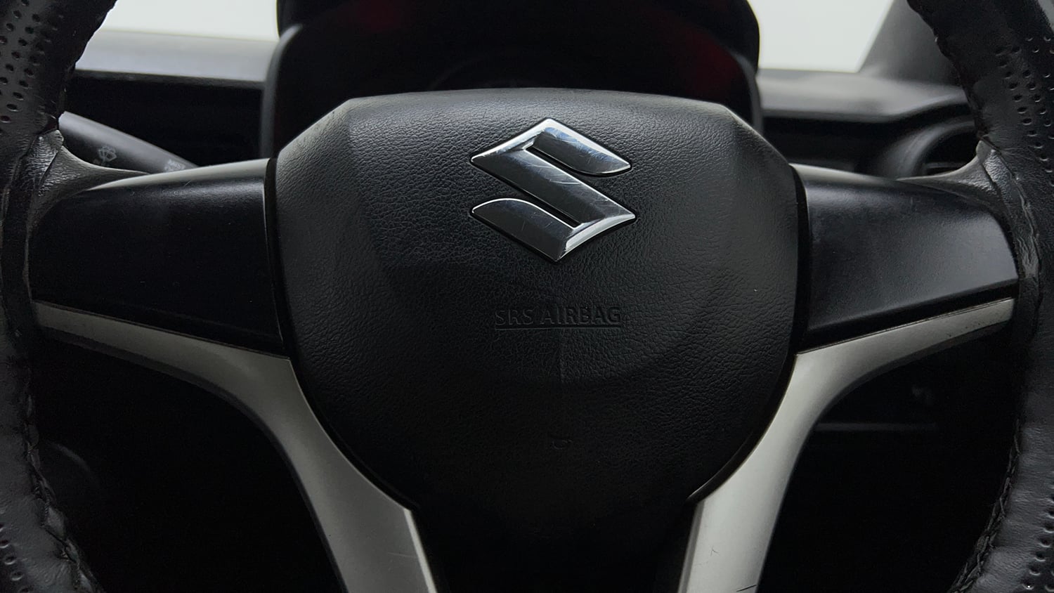Used 2022 Maruti Suzuki Ignis Sigma 1.2 MT Petrol Manual top_features Airbags