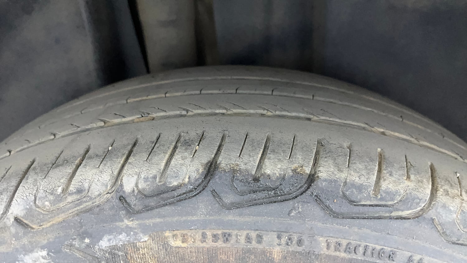 Used 2023 Volkswagen Taigun Topline 1.0 TSI AT Petrol Automatic tyres RIGHT REAR TYRE TREAD VIEW