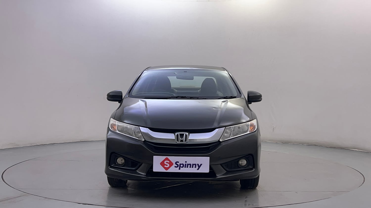 Used 2016 Honda City V Petrol Manual exterior FRONT VIEW