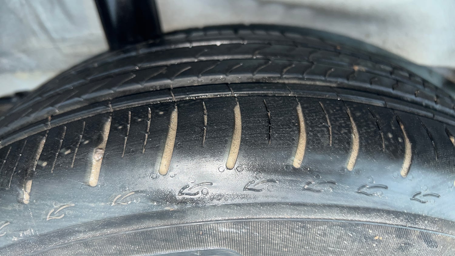 Used 2024 Honda City SV Petrol MT Petrol Manual tyres RIGHT REAR TYRE TREAD VIEW