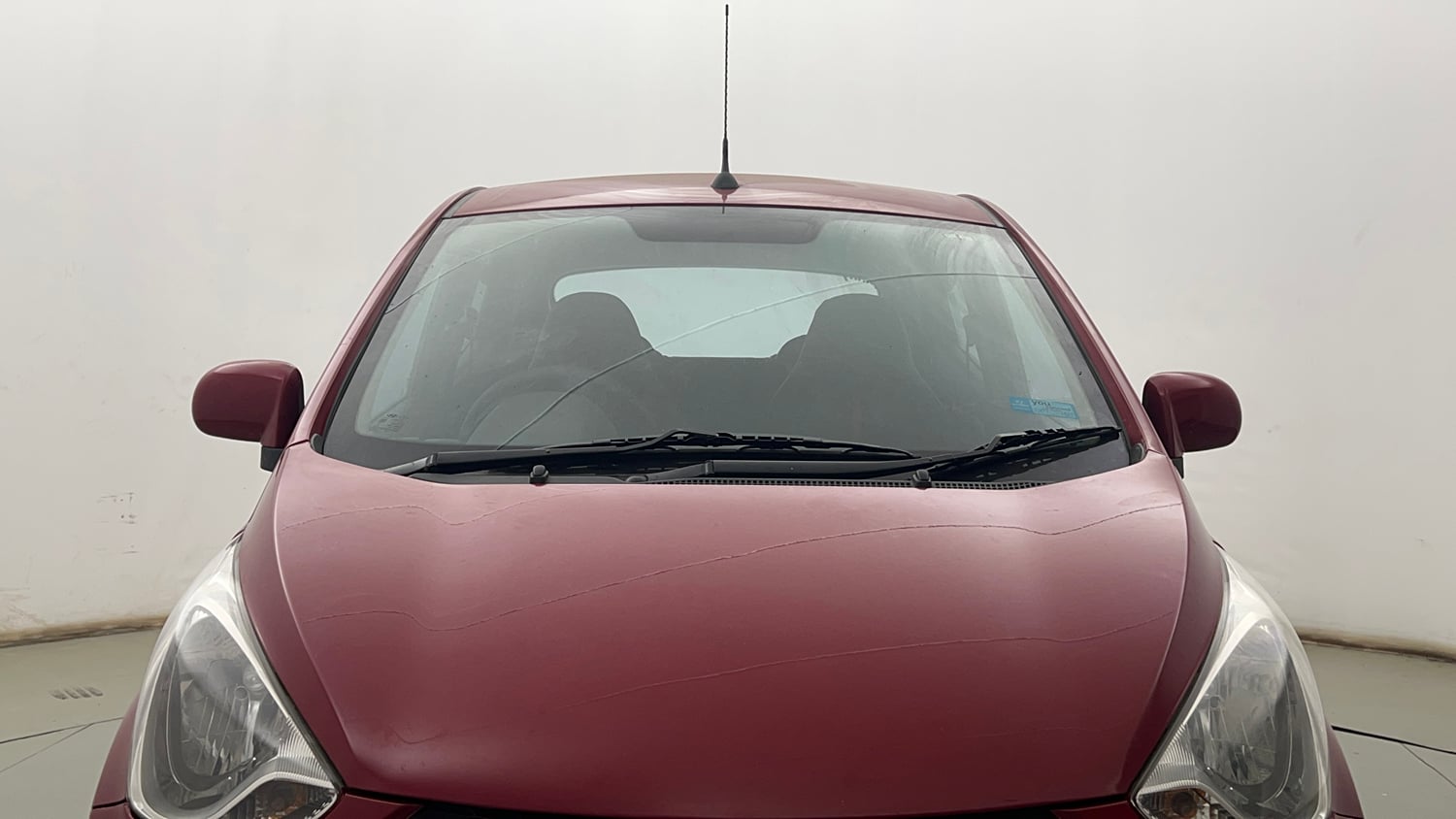 Used 2015 Hyundai Eon Magna + Petrol Manual exterior FRONT WINDSHIELD VIEW