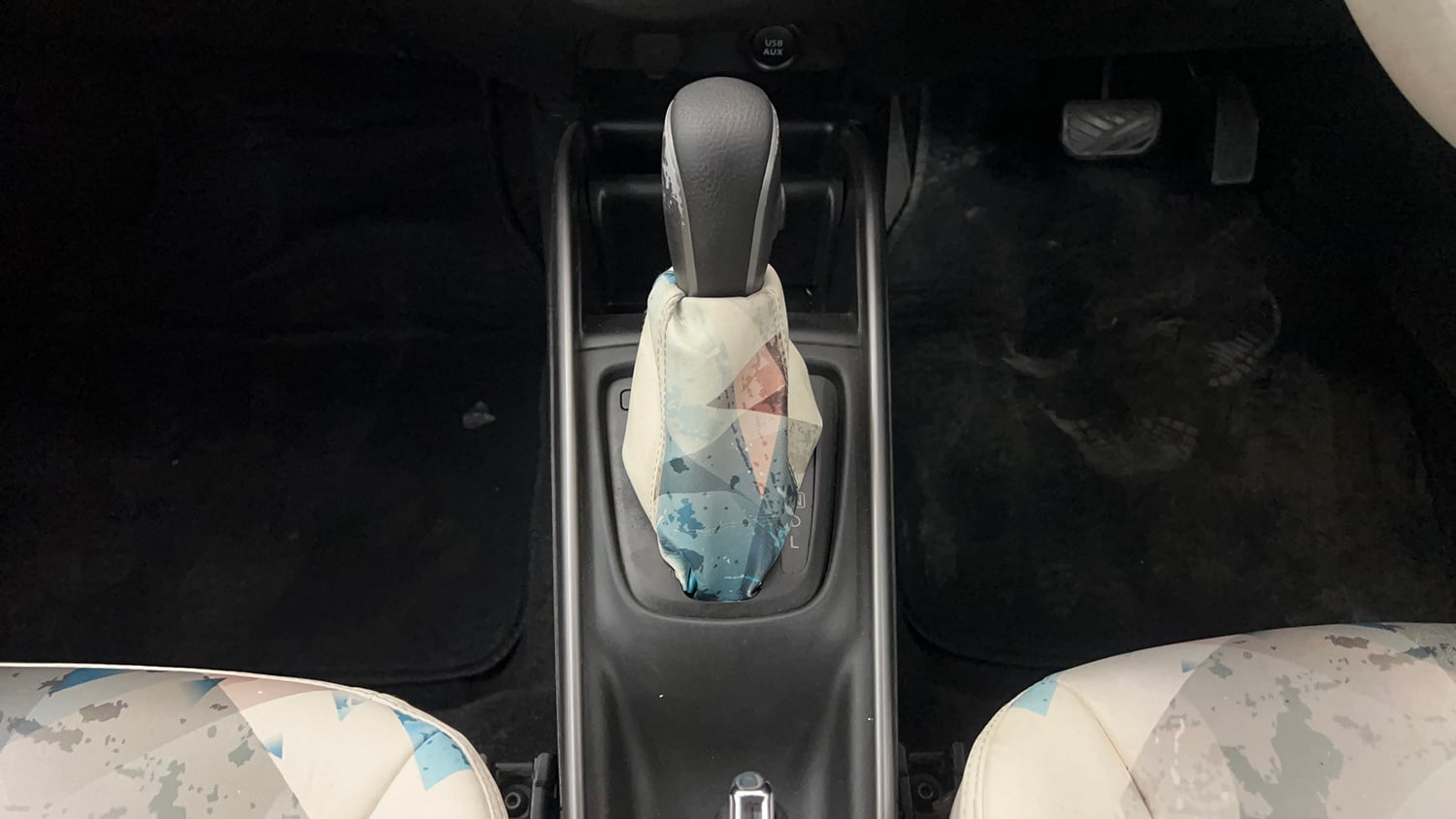 Used 2021 Maruti Suzuki Baleno Zeta Automatic Petrol Automatic interior GEAR  KNOB VIEW