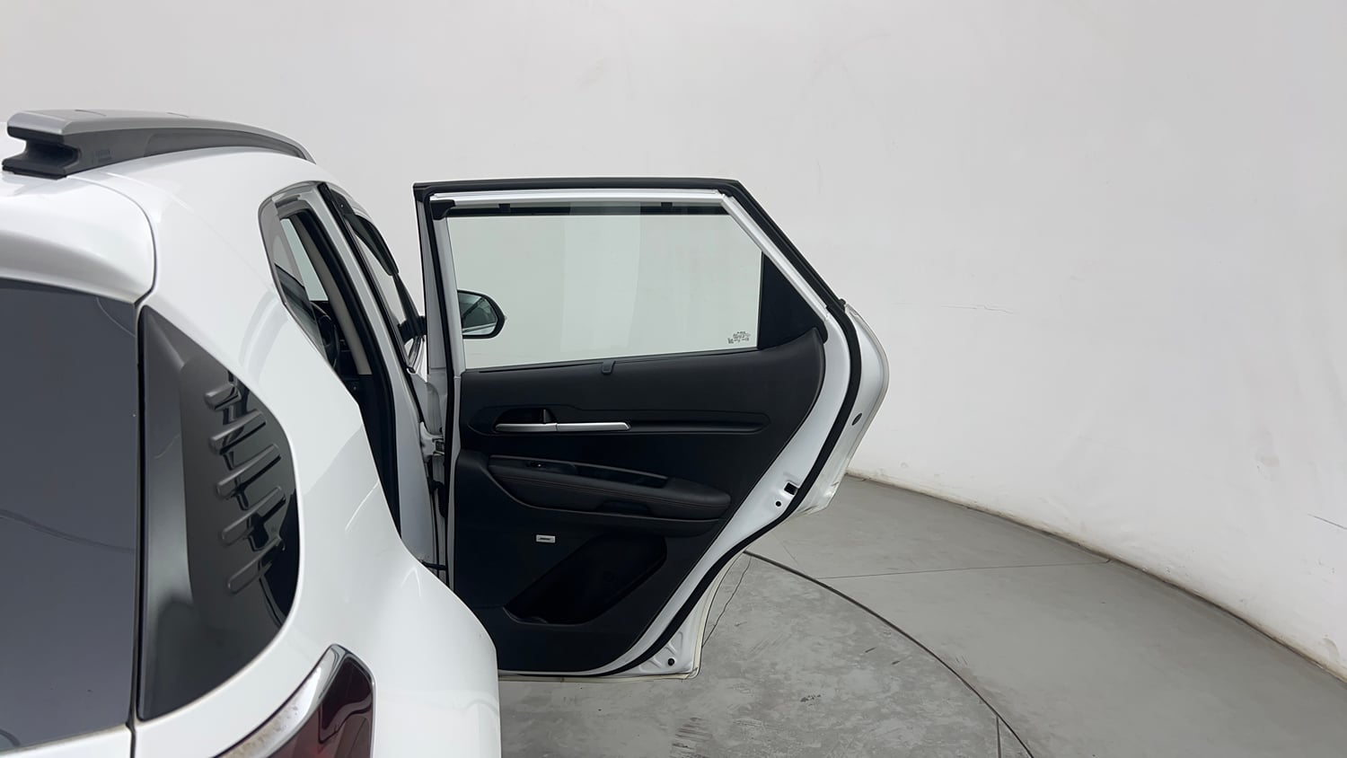 Used 2022 Kia Sonet GTX Plus 1.5 AT Diesel Automatic interior RIGHT REAR DOOR OPEN VIEW