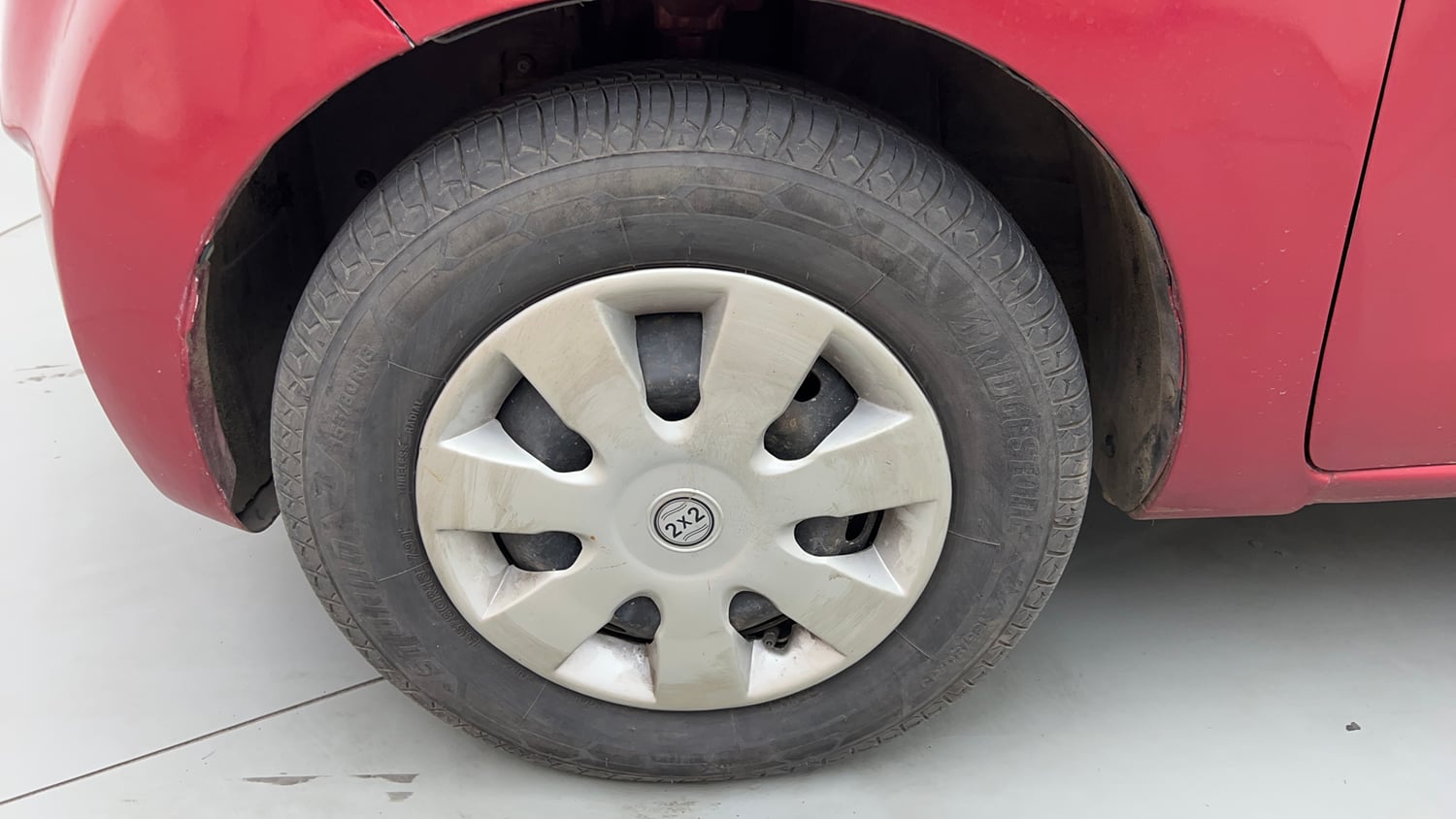 Used 2016 Datsun Redi-GO T (O) Petrol Manual tyres LEFT FRONT TYRE RIM VIEW
