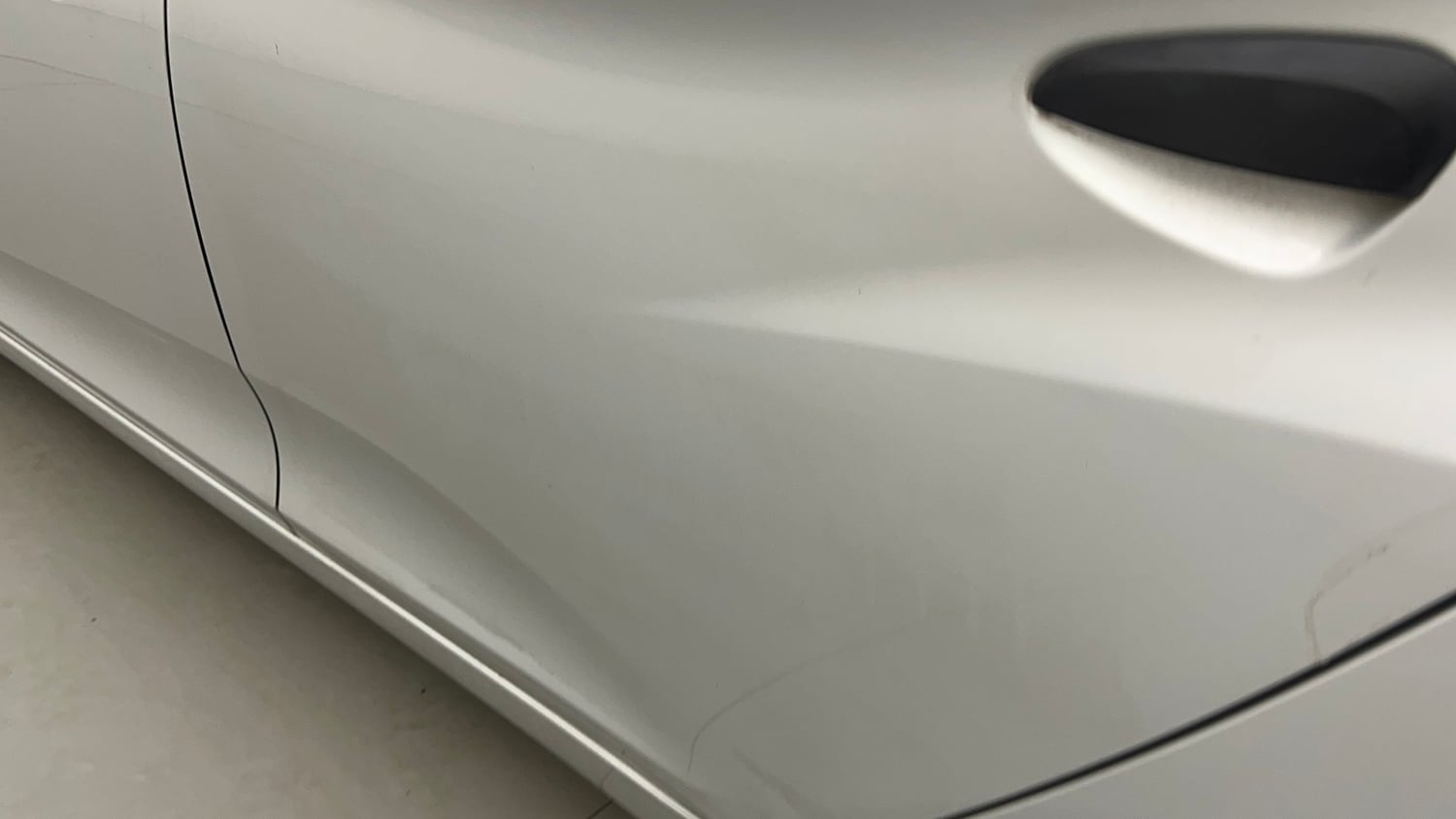 Used 2014 Hyundai Eon Era + Petrol Manual dents MINOR DENT