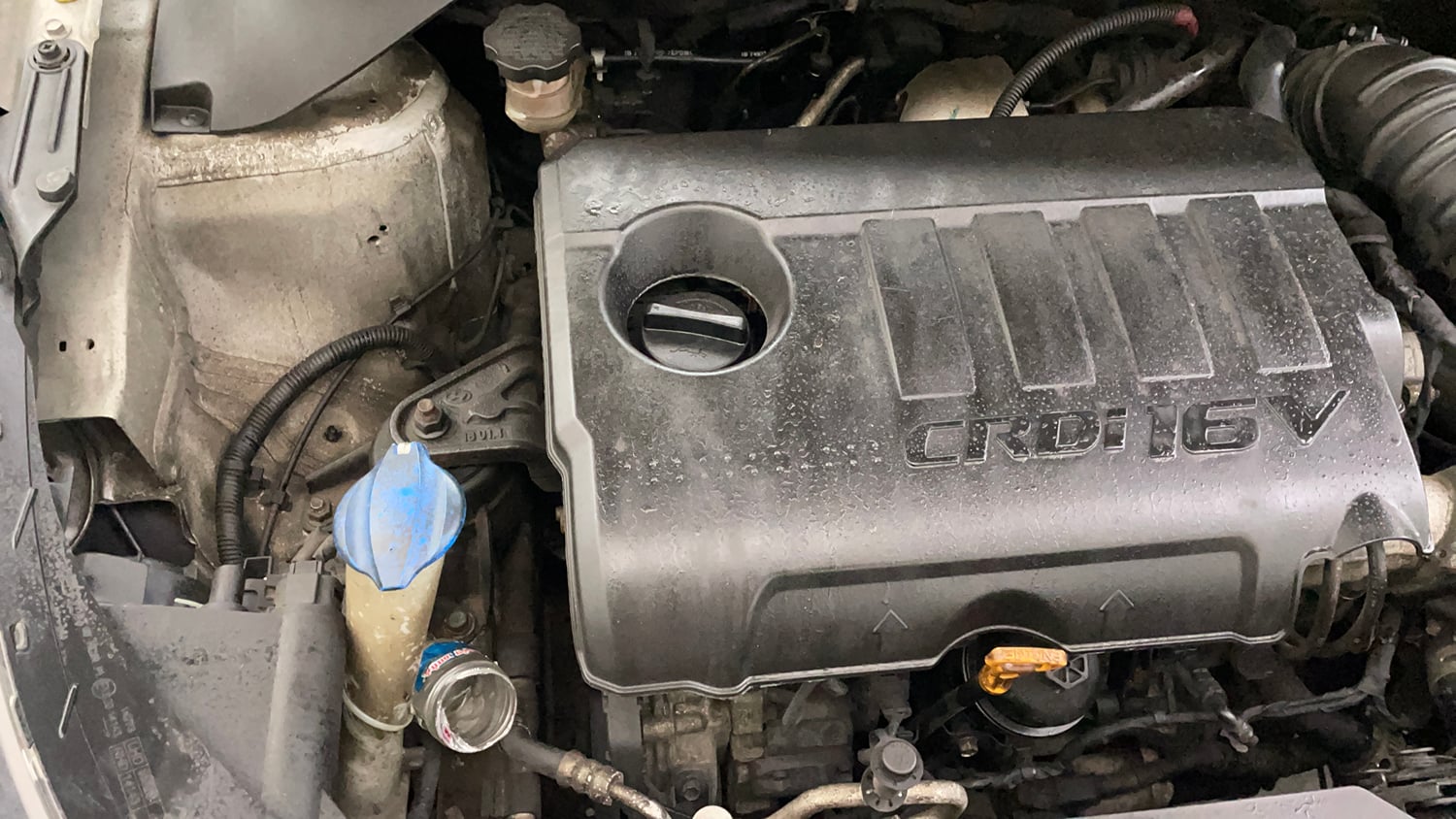 Used 2016 Hyundai Elite i20 Sportz 1.4 CRDI Diesel Manual engine ENGINE RIGHT SIDE VIEW