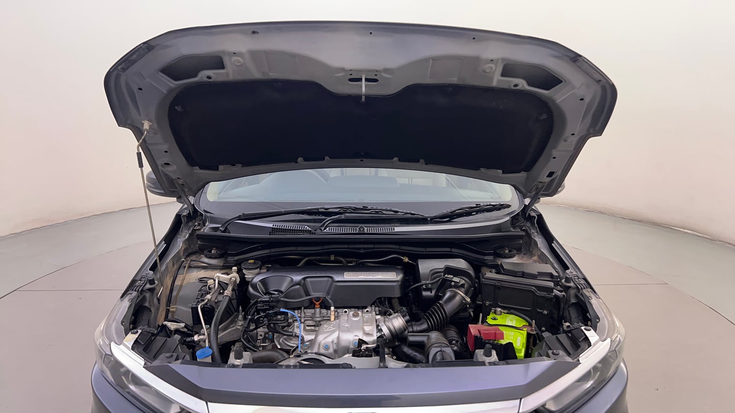 Used 2021 Honda Amaze VX MT 1.5 Diesel Diesel Manual engine ENGINE & BONNET OPEN FRONT VIEW