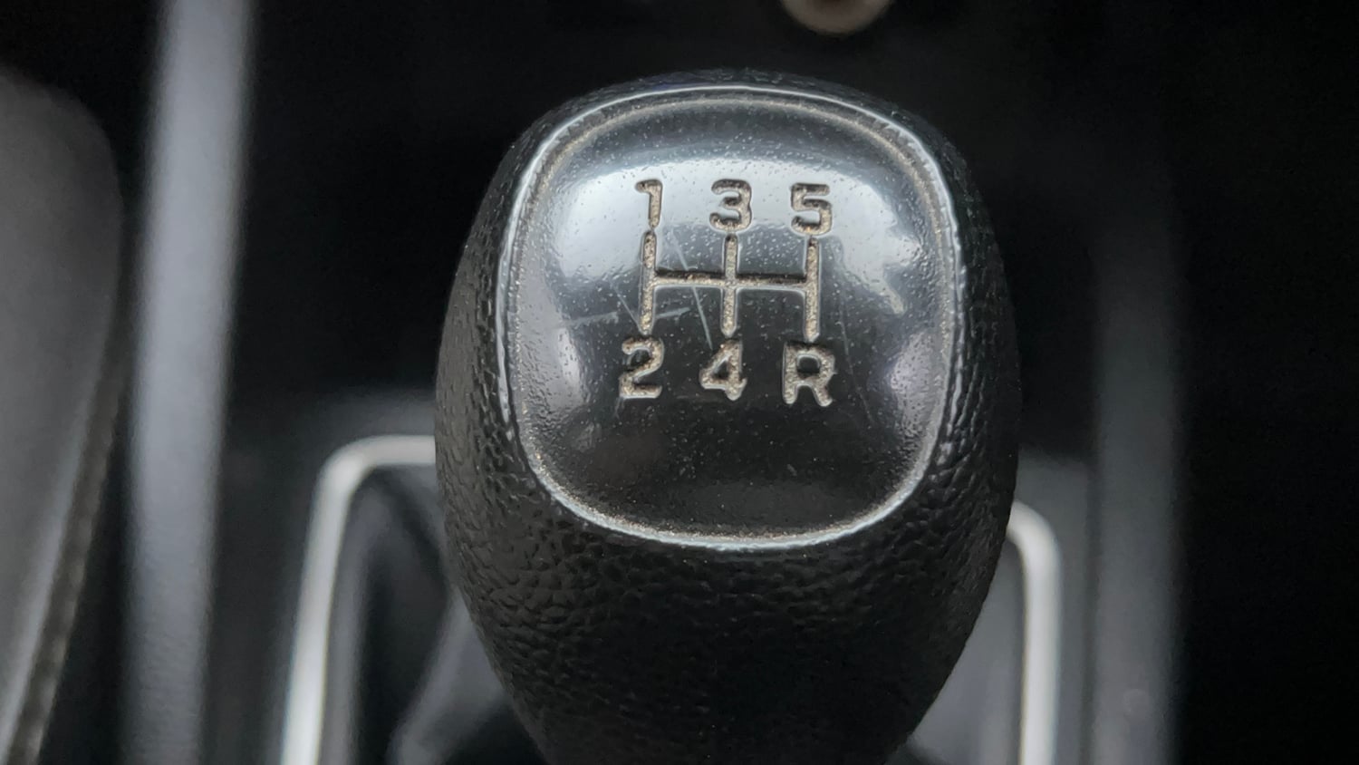 Used 2020 Hyundai Elite i20 Magna Plus 1.2 Petrol Manual interior GEAR  KNOB VIEW
