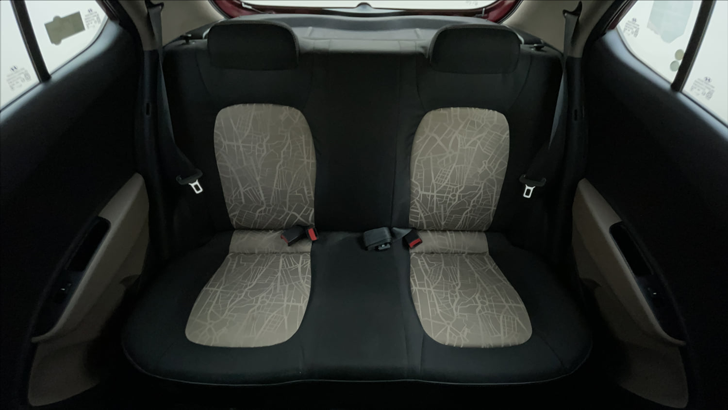 Used 2016 Hyundai Grand i10 Sportz 1.2 Kappa VTVT Petrol Manual interior REAR SEAT CONDITION VIEW