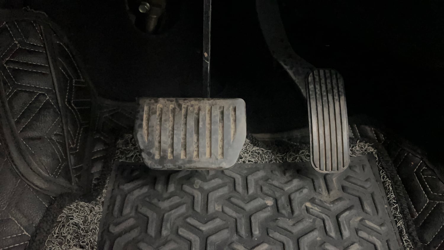 Used 2023 Tata Harrier XZA Plus Dual Tone Diesel Automatic interior PEDALS VIEW