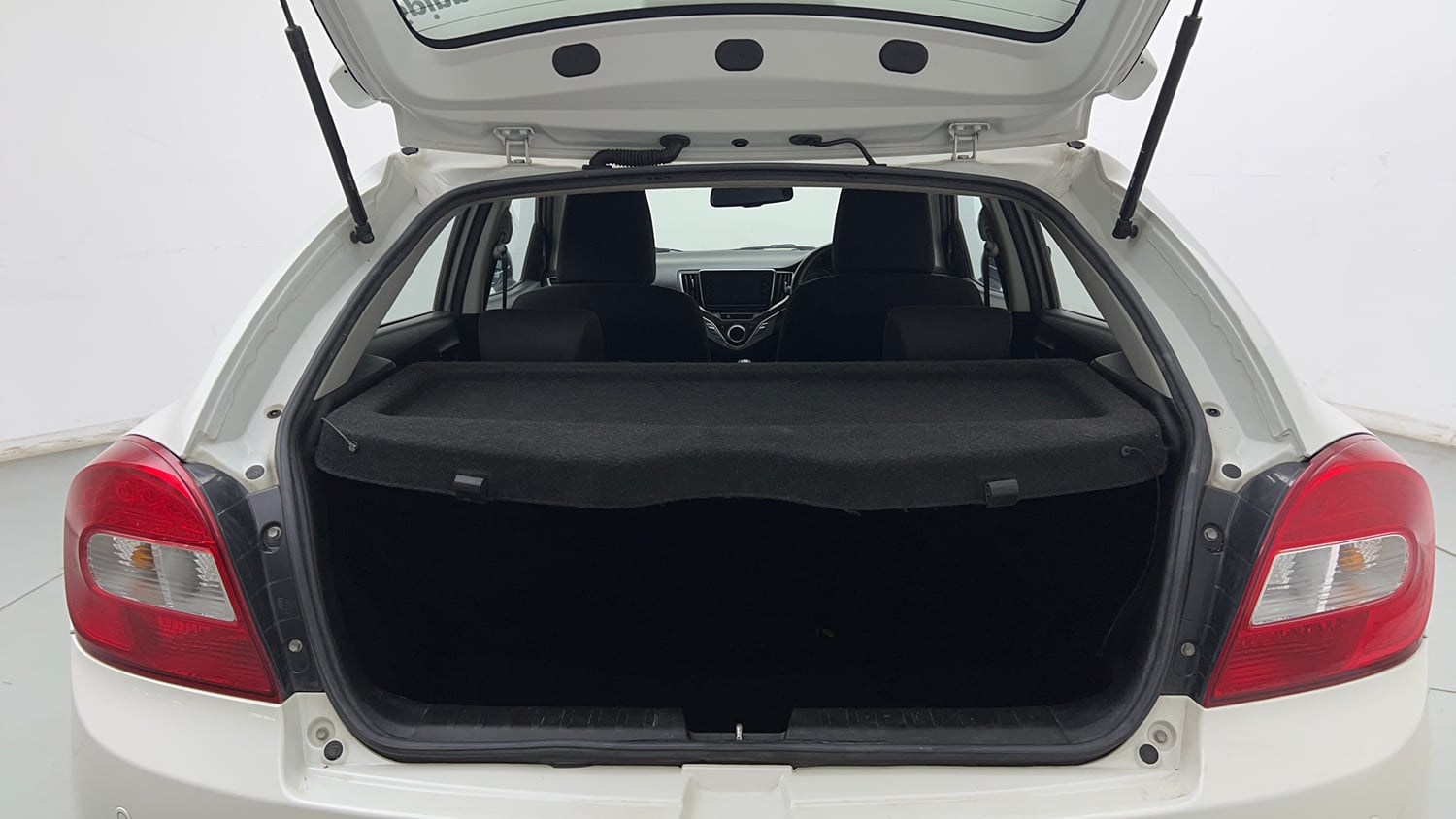 Used 2021 Maruti Suzuki Baleno Zeta Petrol Manual interior DICKY INSIDE VIEW