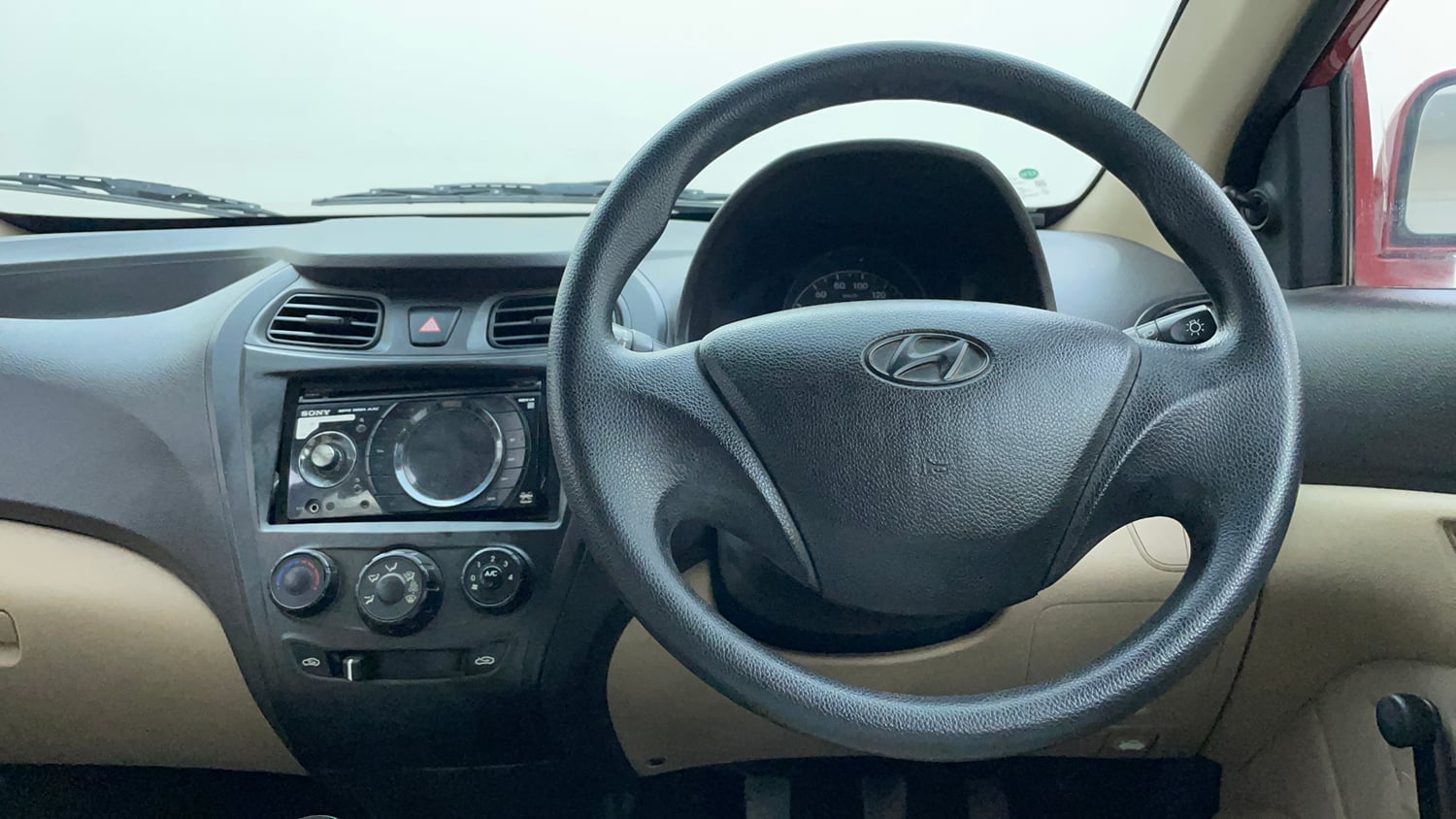 Used 2016 Hyundai Eon D-Lite + Petrol Manual interior STEERING VIEW