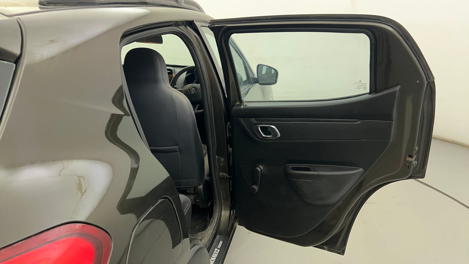Used 2019 Renault Kwid RXT (O) 1.0 SCE Edition Petrol Manual interior RIGHT REAR DOOR OPEN VIEW