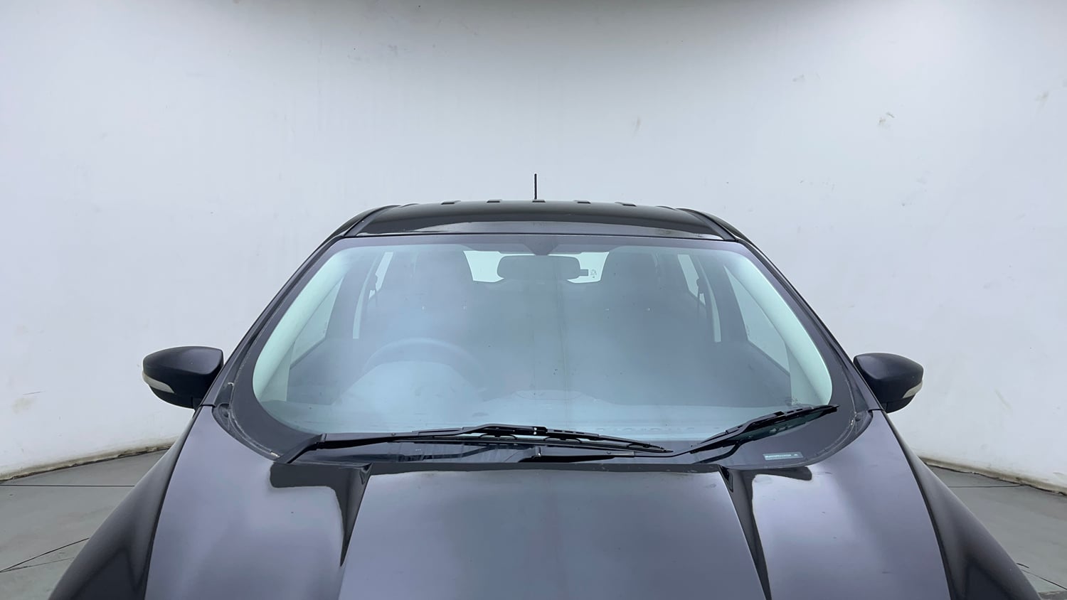 Used 2018 Ford EcoSport Ambiente 1.5L Ti-VCT Petrol Manual exterior FRONT WINDSHIELD VIEW