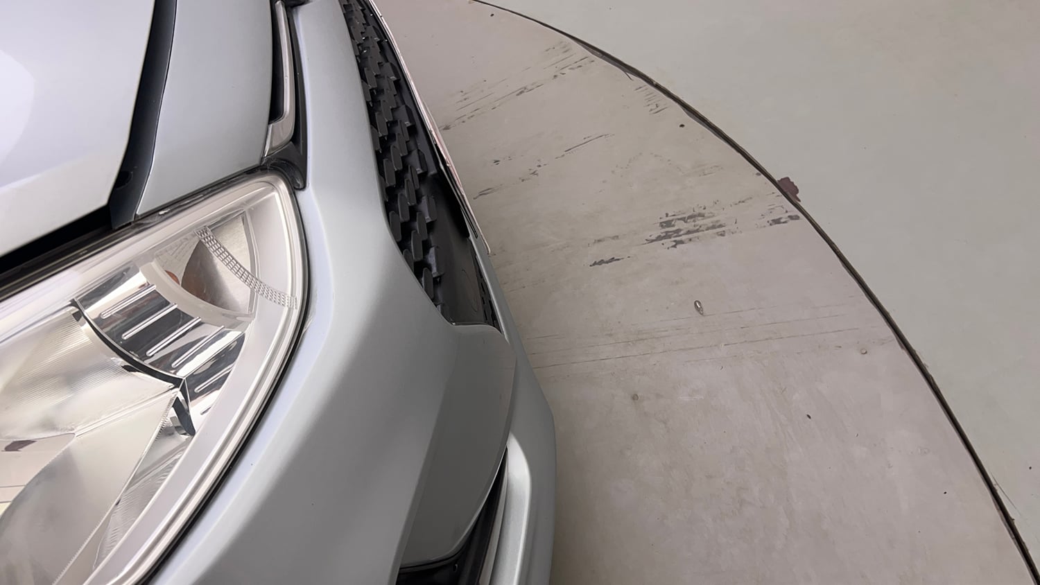 Used 2019 Hyundai Grand i10 Sportz 1.2 Kappa VTVT Petrol Manual dents MINOR SCRATCH