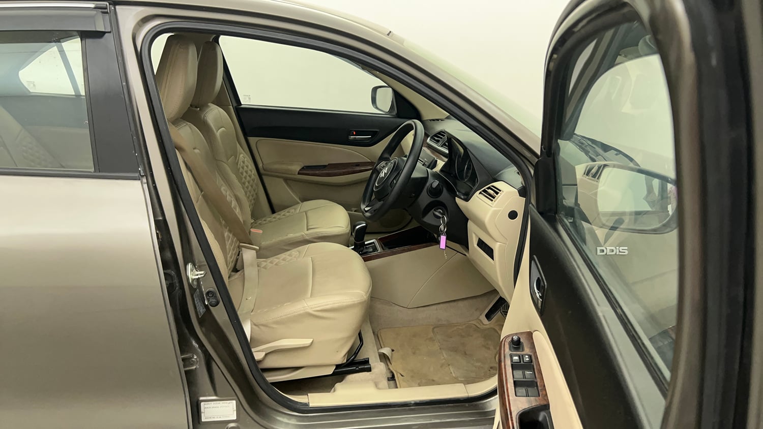 Used 2018 Maruti Suzuki Dzire VDi AMT Diesel Automatic interior RIGHT SIDE FRONT DOOR CABIN VIEW