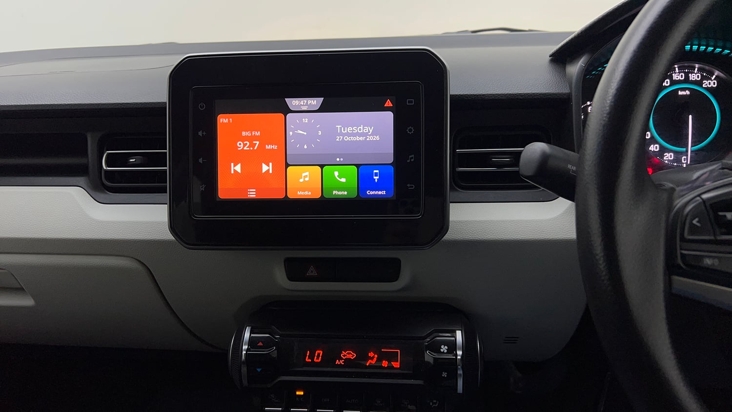 Used 2020 Maruti Suzuki Ignis Alpha 1.2 AMT Petrol Automatic top_features Integrated (in-dash) music system