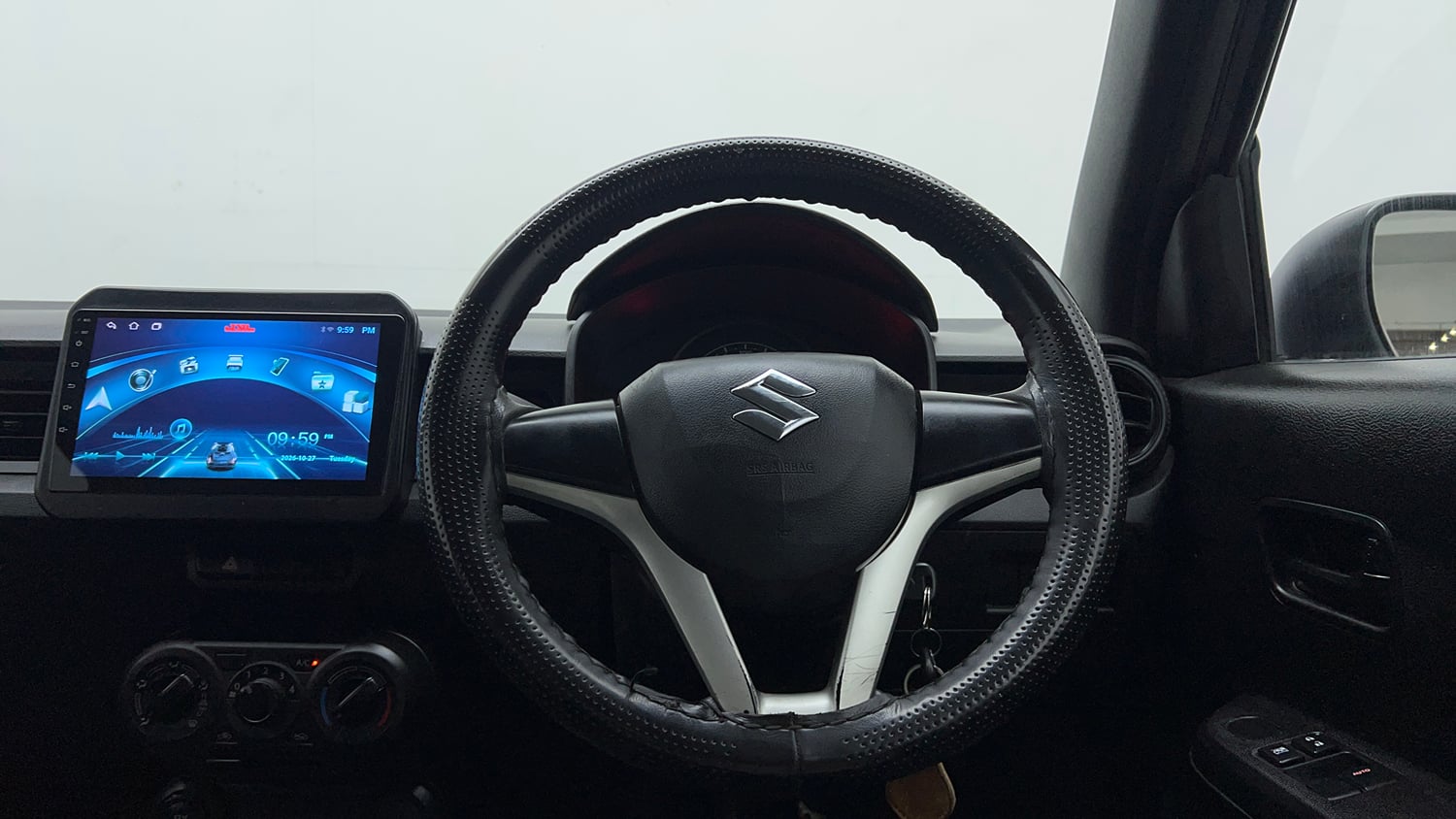 Used 2022 Maruti Suzuki Ignis Sigma 1.2 MT Petrol Manual interior STEERING VIEW