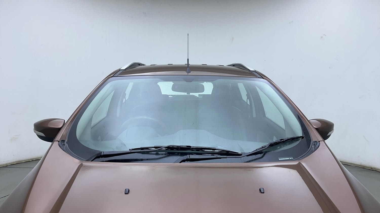 Used 2017 Ford EcoSport Titanium 1.5L Ti-VCT AT Petrol Automatic exterior FRONT WINDSHIELD VIEW