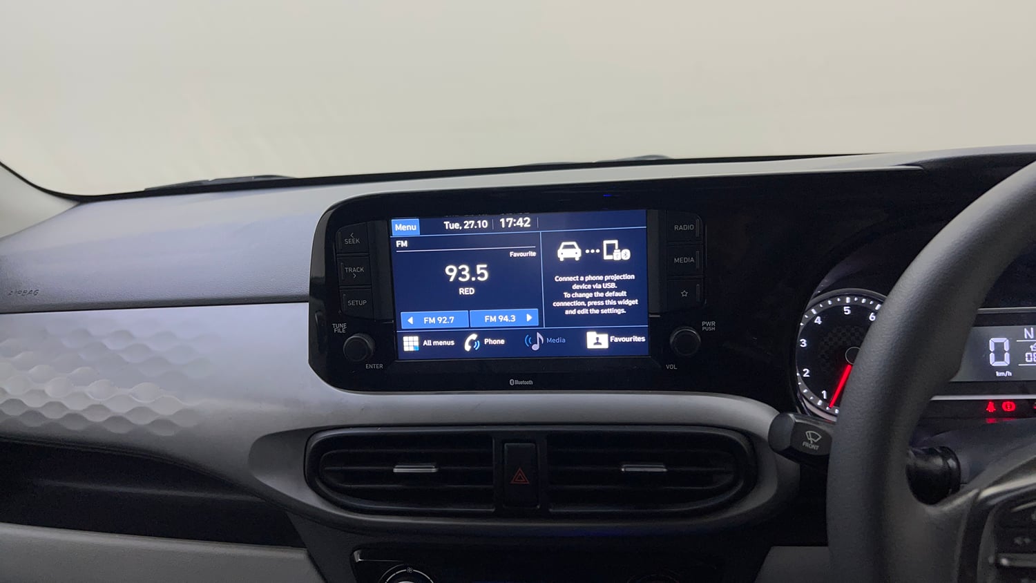 Used 2021 Hyundai Grand i10 Nios Sportz AMT 1.2 Kappa VTVT Petrol Automatic top_features Integrated (in-dash) music system