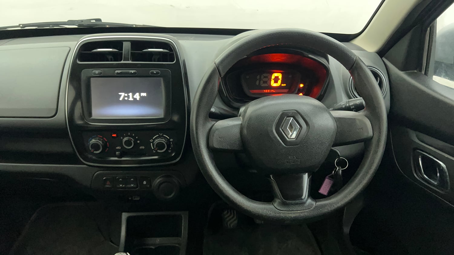 Used 2019 Renault Kwid RXT (O) 1.0 SCE Edition Petrol Manual interior STEERING VIEW