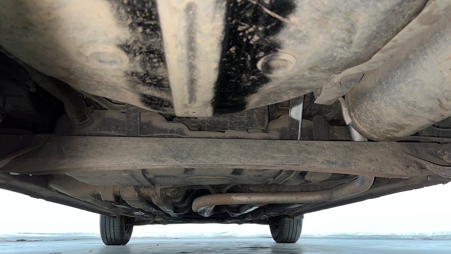Used 2017 Hyundai Elite i20 Sportz 1.2 Petrol Manual extra REAR UNDERBODY VIEW (TAKEN FROM REAR)