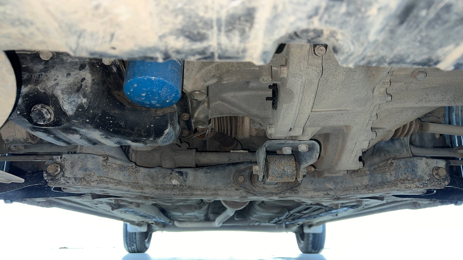 Used 2022 Hyundai Aura S 1.2 CNG Cng Manual extra FRONT LEFT UNDERBODY VIEW